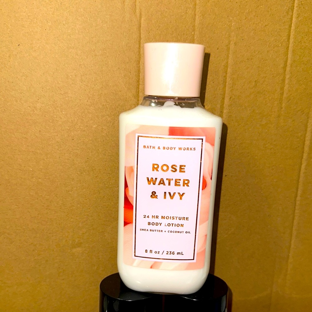 Bath & Body Works Rose Water & Ivy Body Lotion discontinued